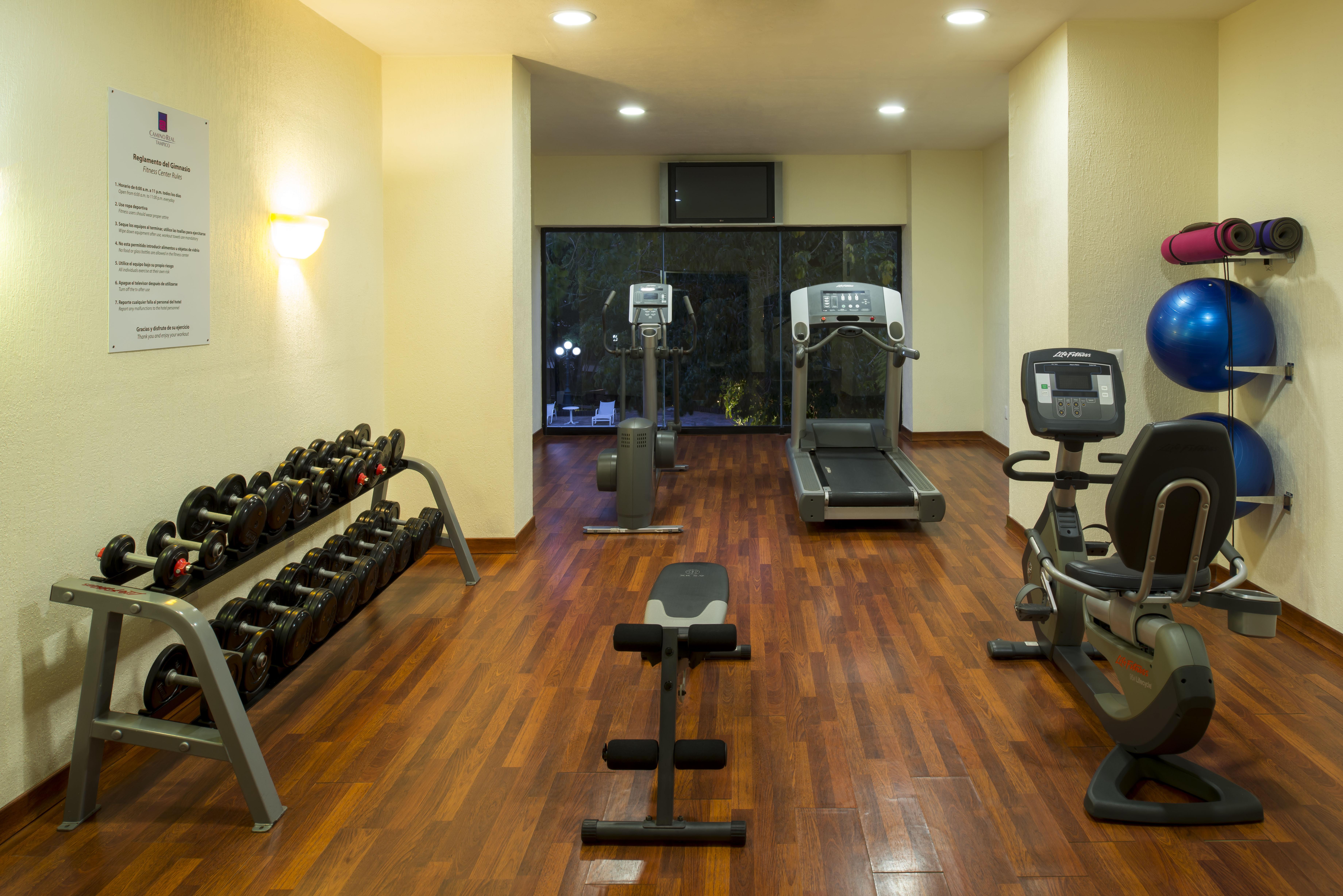 HS HOTSSON Hotel Tampico Esterno foto
